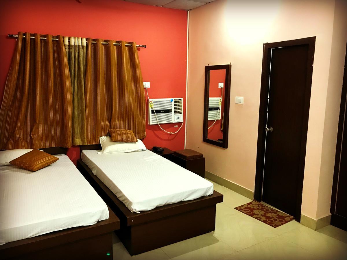 Sanskar Gardens Hotell Ranchi Exteriör bild
